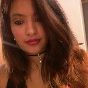 Meet your Posher, Fatima